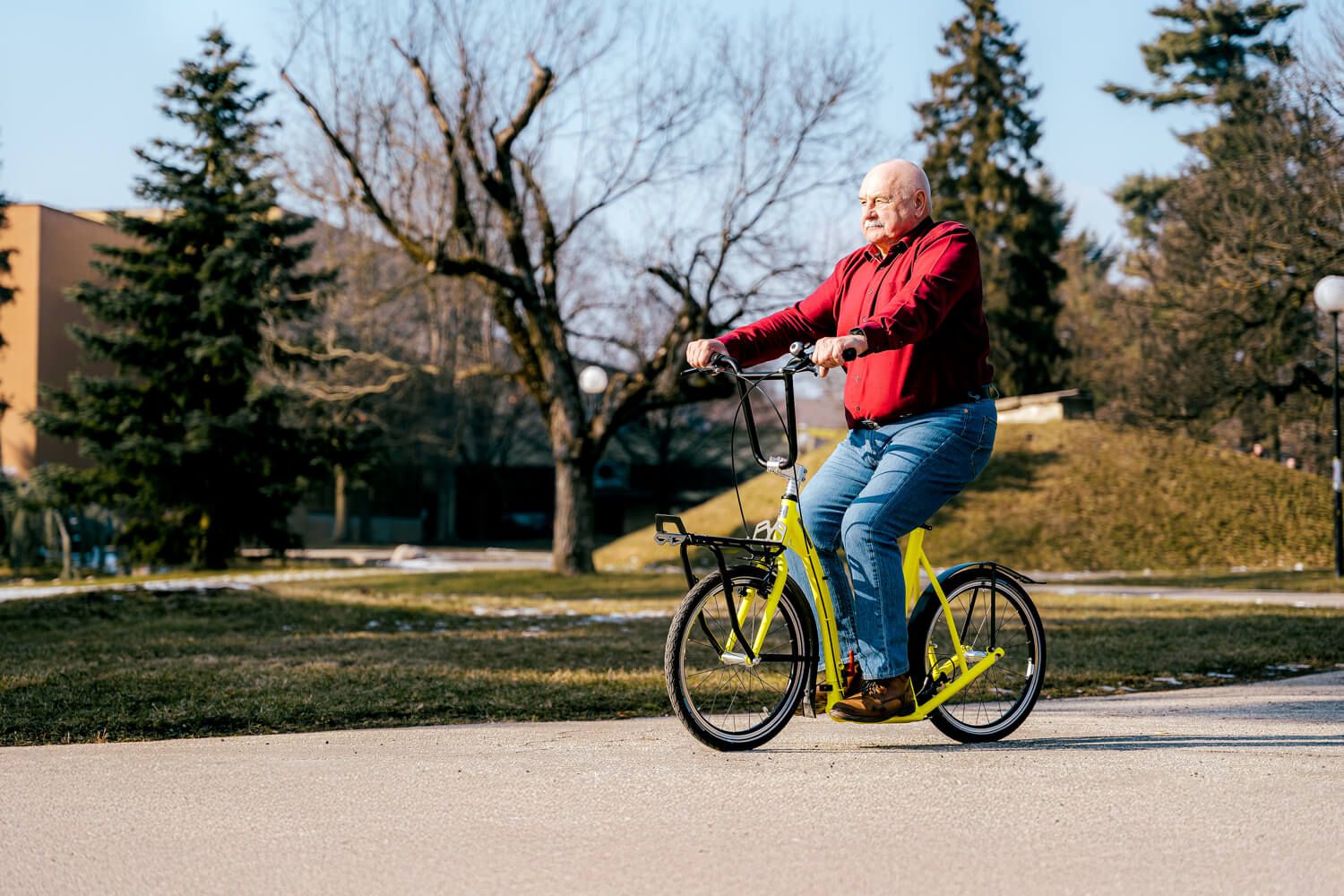 Odrážedlo (nejen) pro seniory – KOSTKA EASY WALKER