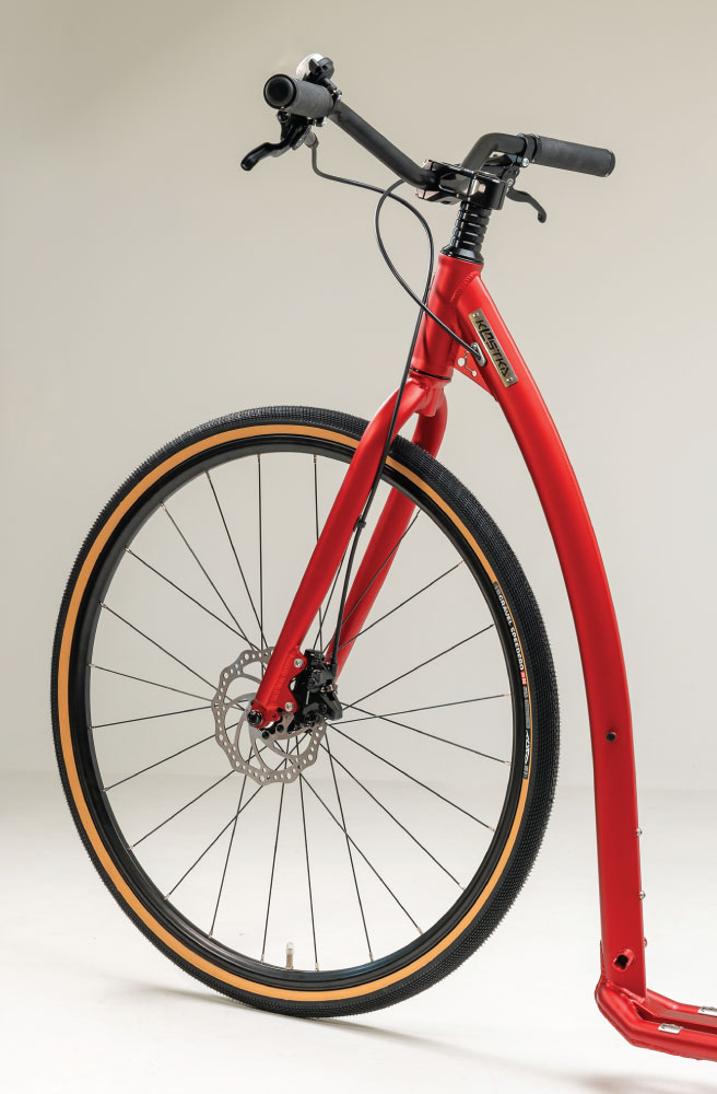 Asfalt. Štěrk. Les. Připravená na vše.